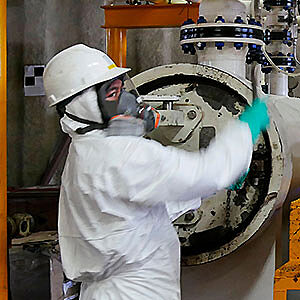 Benzene awarness workers mask thumb