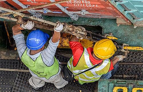 Container Lashing Safe Use and Inspection Training