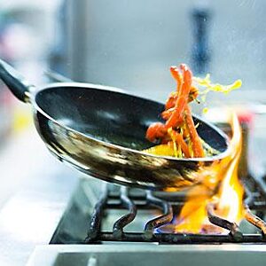 Food Handling - Introduction to Health and Hygiene Training