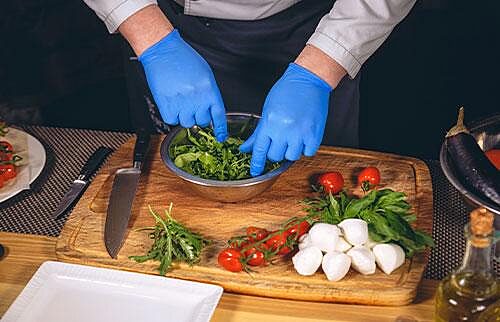 Food Handling - Introduction to Health and Hygiene Training