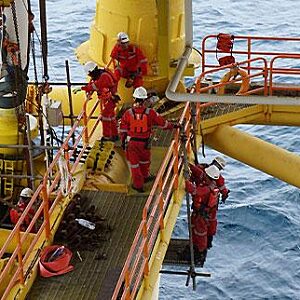 Safe Scaffolding Operations over Sea Training